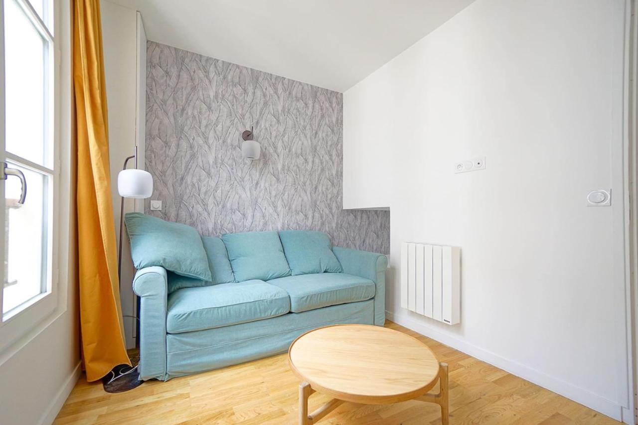 Beautiful Bright Apartment Near The Marais Париж Екстериор снимка
