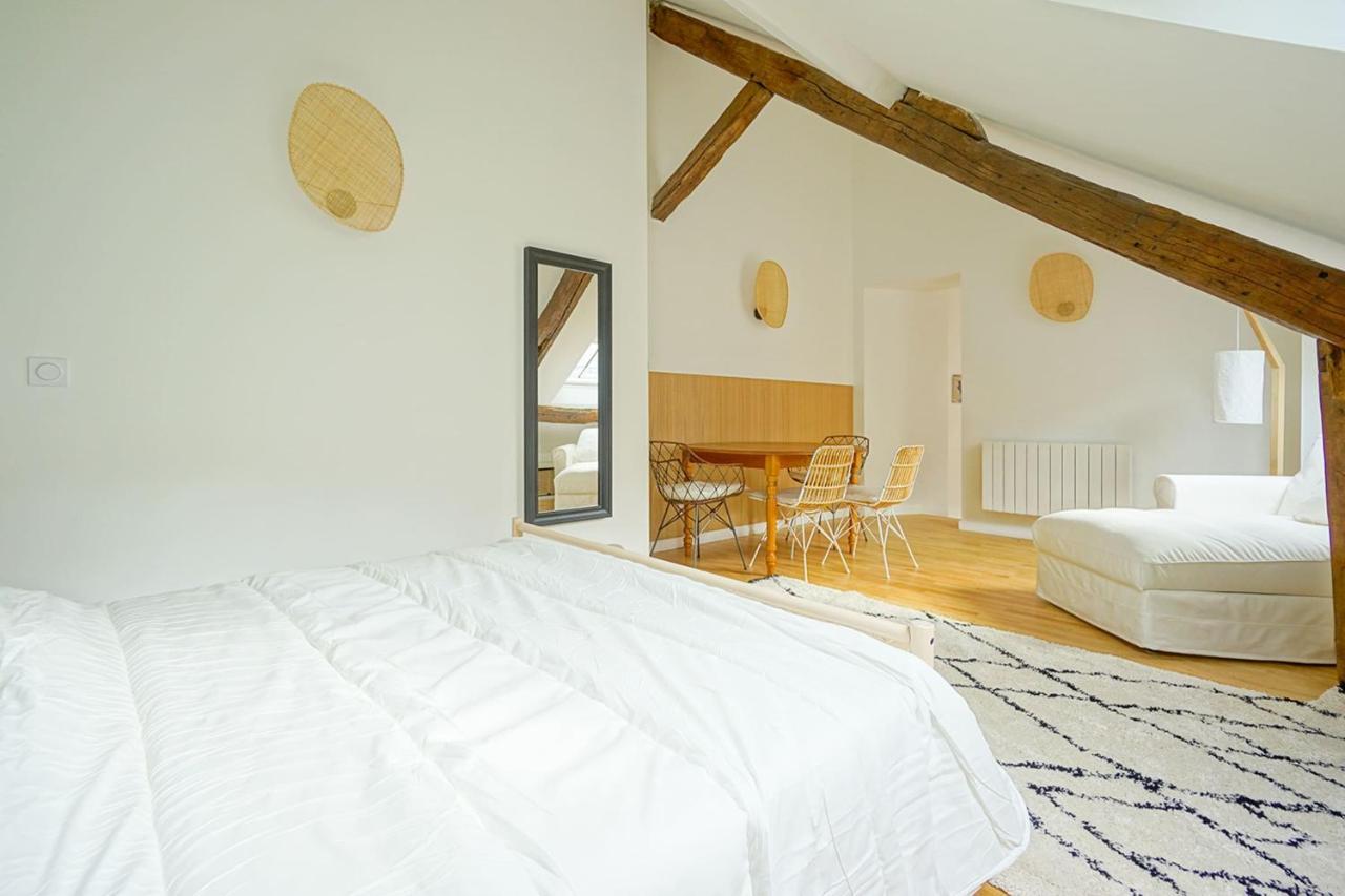 Beautiful Bright Apartment Near The Marais Париж Екстериор снимка