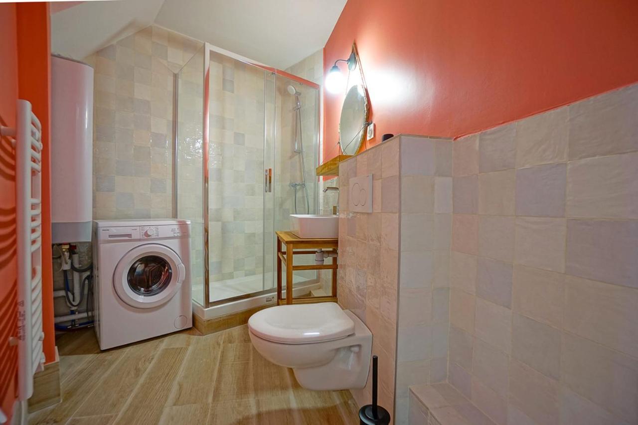 Beautiful Bright Apartment Near The Marais Париж Екстериор снимка